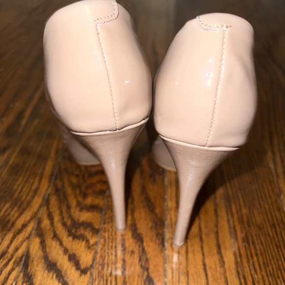 Aldo beige womens pleather heels, size 8 - Picture 1 of 3